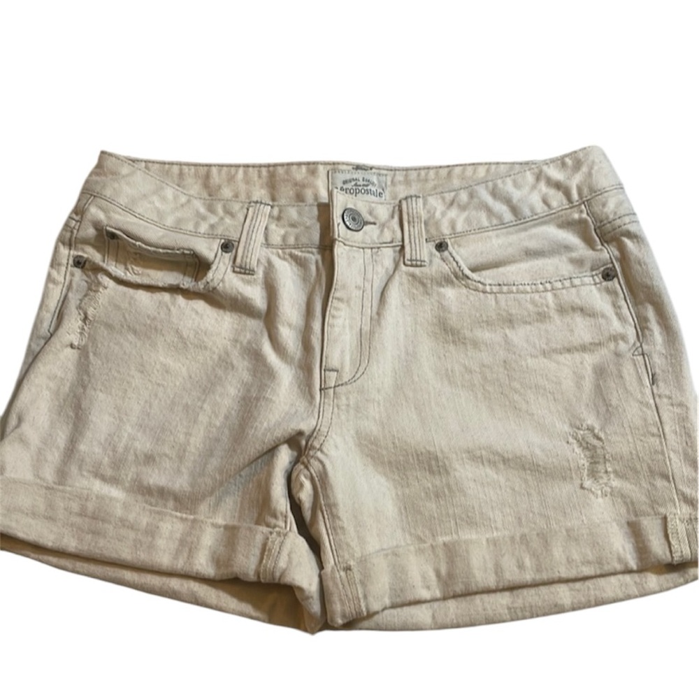 Aeropostale Cream‎ Colored Shorts
